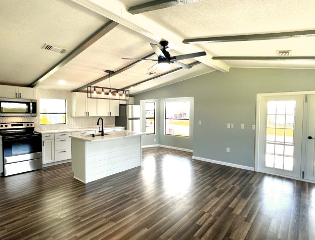 4212 Long Lake Way, Ellenton, Florida 34222, 2 Bedrooms Bedrooms, ,2 BathroomsBathrooms,55-Plus Mobile Home,For Sale,Long Lake Way,4645