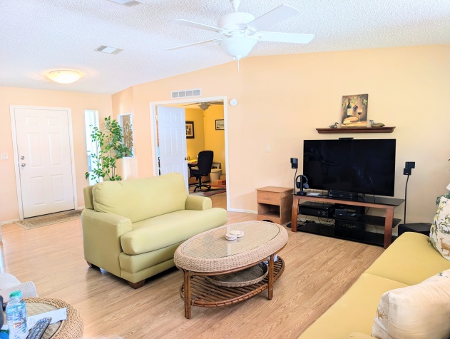 114 Sunflower Dr, Ellenton, Florida 34219, 3 Bedrooms Bedrooms, ,2 BathroomsBathrooms,55-Plus Mobile Home,For Sale,Sunflower Dr,4649