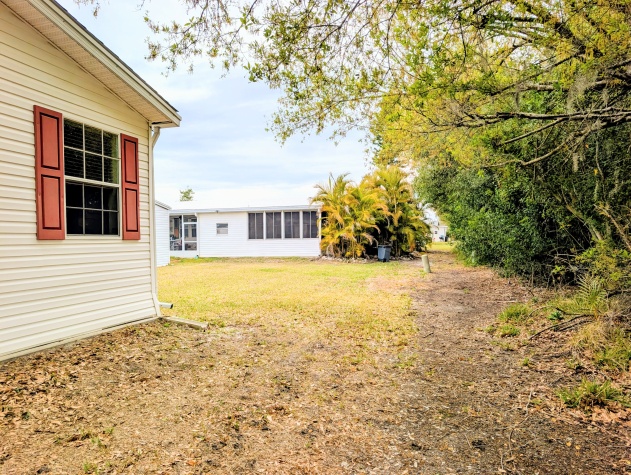114 Sunflower Dr, Ellenton, Florida 34219, 3 Bedrooms Bedrooms, ,2 BathroomsBathrooms,55-Plus Mobile Home,For Sale,Sunflower Dr,4649
