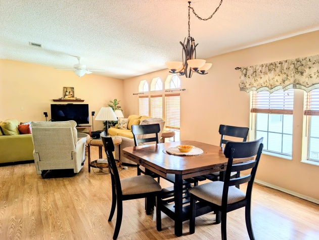 114 Sunflower Dr, Ellenton, Florida 34219, 3 Bedrooms Bedrooms, ,2 BathroomsBathrooms,55-Plus Mobile Home,For Sale,Sunflower Dr,4649