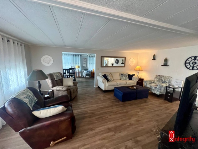 4011 Countryside Dr, Ellenton, Florida 34222, 2 Bedrooms Bedrooms, ,2 BathroomsBathrooms,55-Plus Mobile Home,For Sale,Countryside Dr,4650