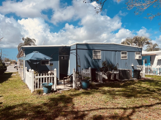 2550 State Route 580, Lot 405, Clearwater, Florida 33761, 2 Bedrooms Bedrooms, ,2 BathroomsBathrooms,55-Plus Mobile Home,For Sale,State Route 580, Lot 405,4653