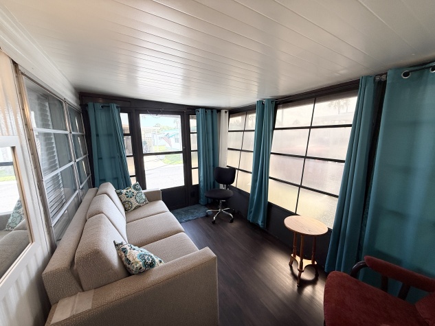 528 Parakeet Ln, Largo, Florida 33770, 1 Bedroom Bedrooms, ,1 BathroomBathrooms,55-Plus Mobile Home,For Sale,Parakeet Ln,4654