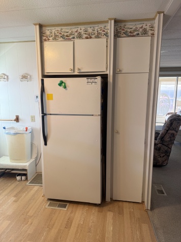 32 Deer Ln, Englewood, Florida 34233, 2 Bedrooms Bedrooms, ,2 BathroomsBathrooms,55-Plus Mobile Home,For Sale,Deer Ln,4658