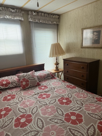 32 Deer Ln, Englewood, Florida 34233, 2 Bedrooms Bedrooms, ,2 BathroomsBathrooms,55-Plus Mobile Home,For Sale,Deer Ln,4658