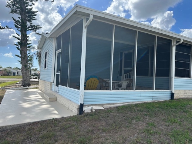 6903 Coconut Grove Circle, Ellenton, Florida 34222, 2 Bedrooms Bedrooms, ,2 BathroomsBathrooms,55-Plus Mobile Home,For Sale,Coconut Grove Circle,4659