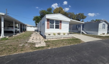 12701 126th Ave, Lot 99, Largo, Florida 33774, 2 Bedrooms Bedrooms, ,1 BathroomBathrooms,All - Age Mobile Home,For Sale,126th Ave, Lot 99,4660