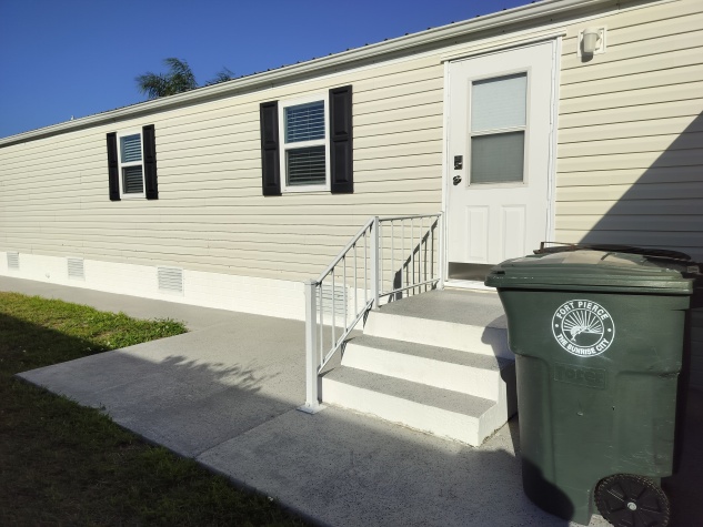 92 Sandhill Blvd, Fort Pierce, Florida 34982, 2 Bedrooms Bedrooms, ,2 BathroomsBathrooms,55-Plus Mobile Home,For Sale,Sandhill Blvd,4661