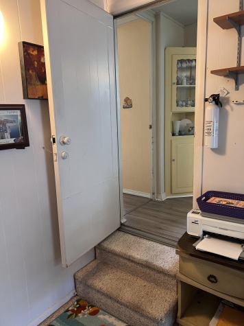 7020 Captain Kidd, Lot 4, Sarasota, Florida 34231, 2 Bedrooms Bedrooms, ,1.5 BathroomsBathrooms,55-Plus Mobile Home,For Sale,Captain Kidd, Lot 4,4667