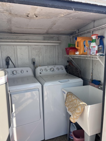 7020 Captain Kidd, Lot 4, Sarasota, Florida 34231, 2 Bedrooms Bedrooms, ,1.5 BathroomsBathrooms,55-Plus Mobile Home,For Sale,Captain Kidd, Lot 4,4667