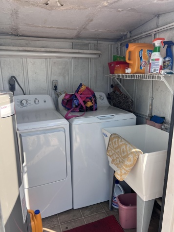 7020 Captain Kidd, Lot 4, Sarasota, Florida 34231, 2 Bedrooms Bedrooms, ,1.5 BathroomsBathrooms,55-Plus Mobile Home,For Sale,Captain Kidd, Lot 4,4667