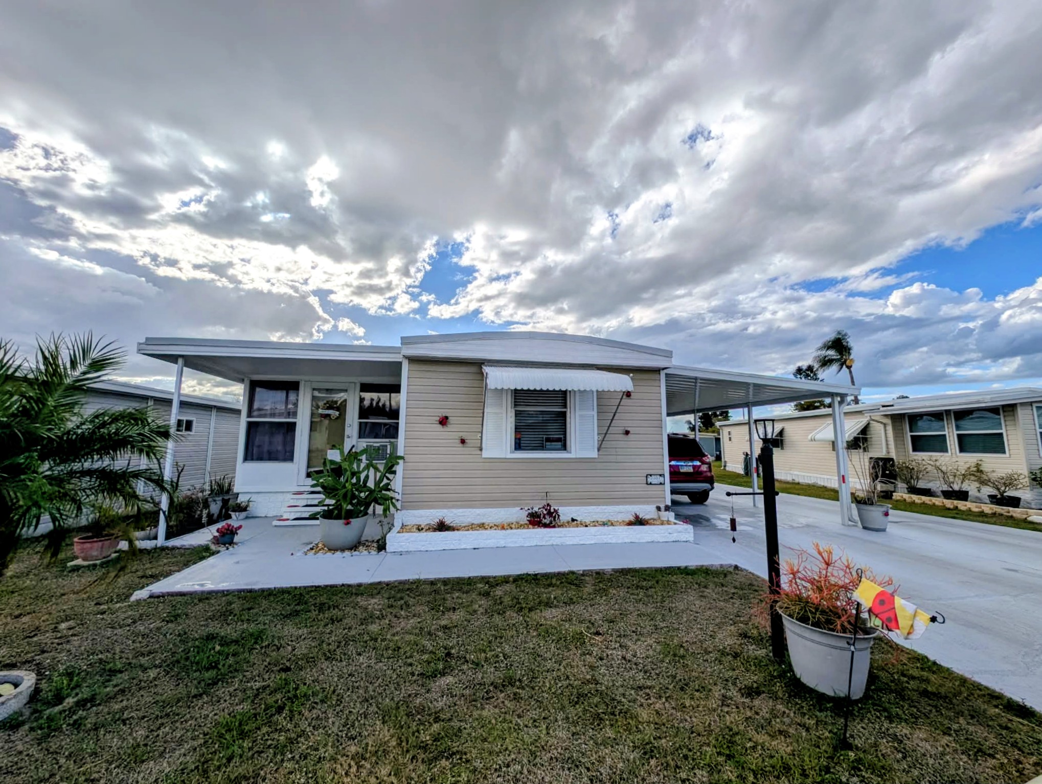 2507 Scuttlebutt Loop, Lot 335, Ruskin, Florida 33570, 2 Bedrooms Bedrooms, ,2 BathroomsBathrooms,55-Plus Mobile Home,For Sale,Scuttlebutt Loop, Lot 335,4668