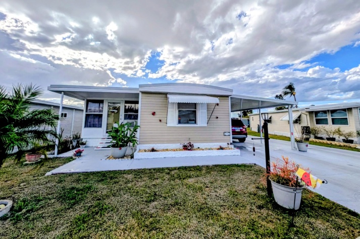2507 Scuttlebutt Loop, Lot 335, Ruskin, Florida 33570, 2 Bedrooms Bedrooms, ,2 BathroomsBathrooms,55-Plus Mobile Home,For Sale,Scuttlebutt Loop, Lot 335,4668
