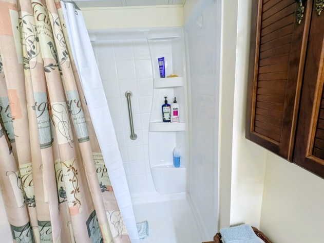 2507 Scuttlebutt Loop, Lot 335, Ruskin, Florida 33570, 2 Bedrooms Bedrooms, ,2 BathroomsBathrooms,55-Plus Mobile Home,For Sale,Scuttlebutt Loop, Lot 335,4668