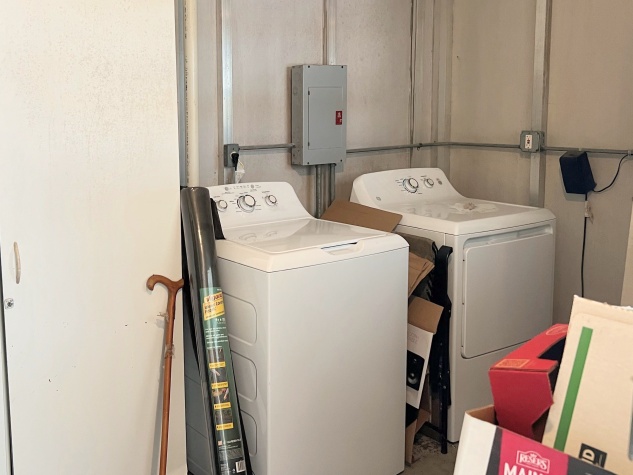 5449 Aylesbury Ln, Sarasota, Florida 34241, 2 Bedrooms Bedrooms, ,2 BathroomsBathrooms,55-Plus Mobile Home,For Sale,Aylesbury Ln,4673