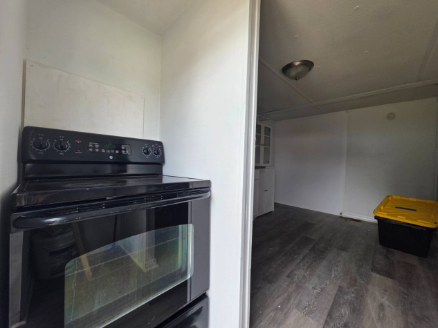 4519 Green Palm Ln, Lot 558, Tampa, Florida 33610, 3 Bedrooms Bedrooms, ,2 BathroomsBathrooms,All - Age Mobile Home,For Sale,Green Palm Ln, Lot 558,4675