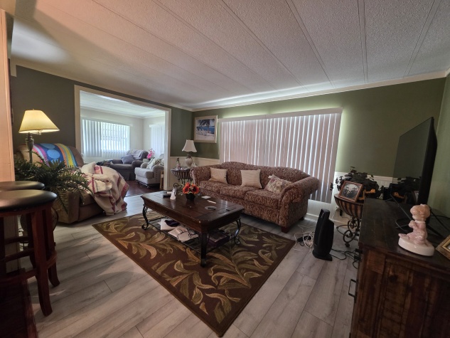 620 Mario Trl, Lakeland, Florida 33803, 2 Bedrooms Bedrooms, ,2 BathroomsBathrooms,55-Plus Mobile Home,For Sale,Mario Trl,4676