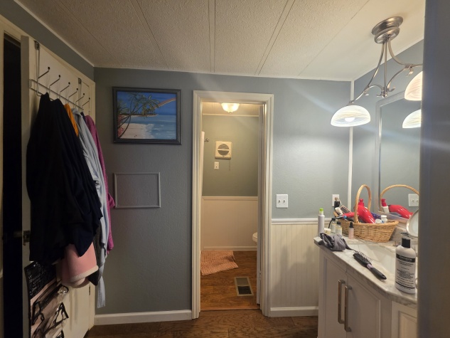 620 Mario Trl, Lakeland, Florida 33803, 2 Bedrooms Bedrooms, ,2 BathroomsBathrooms,55-Plus Mobile Home,For Sale,Mario Trl,4676