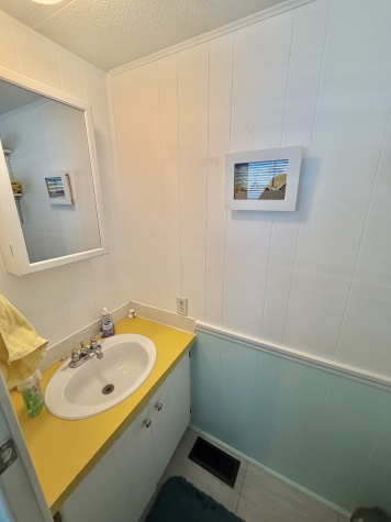 751 10th St E, Lot 153, Palmetto, Florida 34221, 2 Bedrooms Bedrooms, ,2 BathroomsBathrooms,55-Plus Mobile Home,For Sale,10th St E, Lot 153,4678