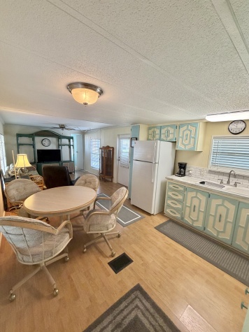 751 10th St E, Lot 153, Palmetto, Florida 34221, 2 Bedrooms Bedrooms, ,2 BathroomsBathrooms,55-Plus Mobile Home,For Sale,10th St E, Lot 153,4678