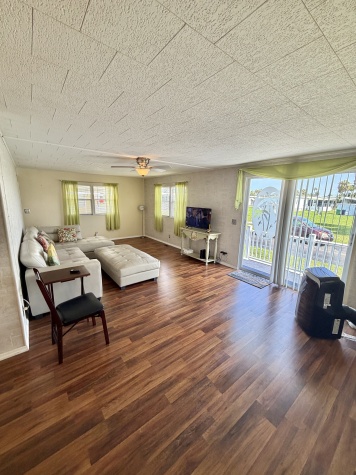 751 10th St E, Lot 310, Palmetto, Florida 34221, 2 Bedrooms Bedrooms, ,2 BathroomsBathrooms,55-Plus Mobile Home,For Sale,10th St E, Lot 310,4680