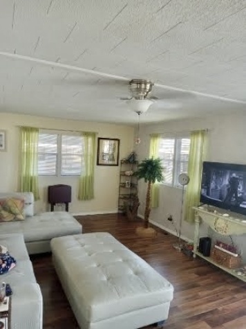 751 10th St E, Lot 310, Palmetto, Florida 34221, 2 Bedrooms Bedrooms, ,2 BathroomsBathrooms,55-Plus Mobile Home,For Sale,10th St E, Lot 310,4680