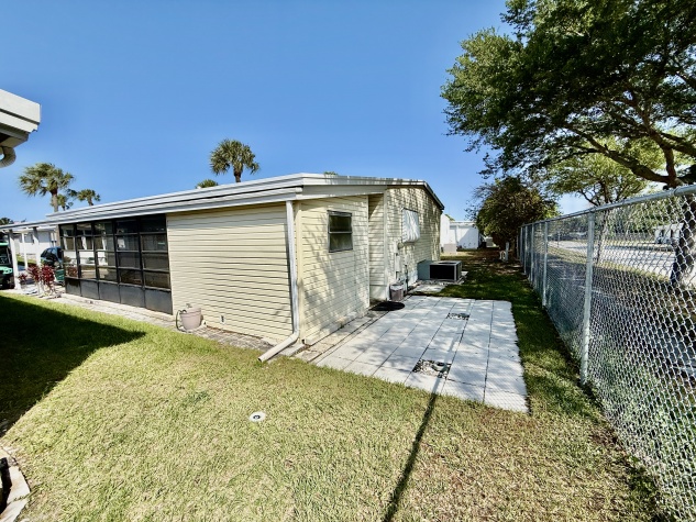 659 Poinsettia Dr, Largo, Florida 33770, 2 Bedrooms Bedrooms, ,2 BathroomsBathrooms,55-Plus Mobile Home,For Sale,Poinsettia Dr,4681
