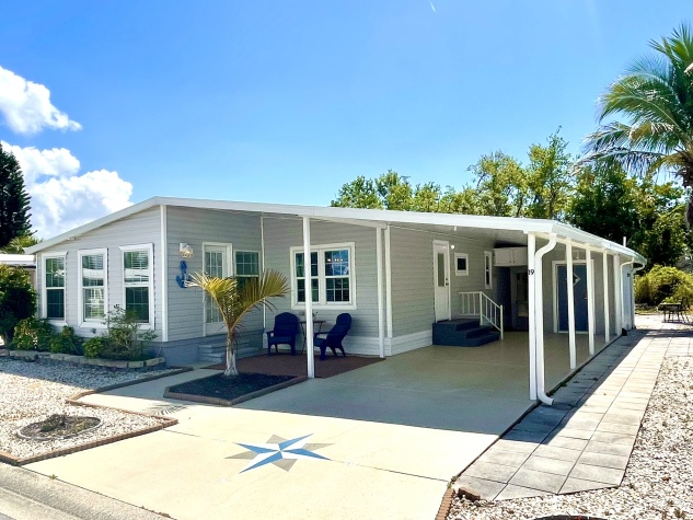 3901 71st Street West, Lot 19, Bradenton, Florida 34209, 2 Bedrooms Bedrooms, 2 Rooms Rooms,55-Plus Mobile Home,For Sale,71st Street West, Lot 19,4682