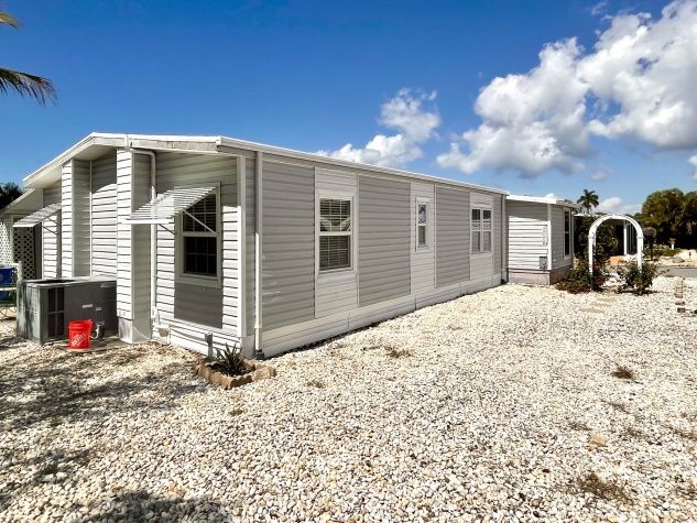 3901 71st Street West, Lot 19, Bradenton, Florida 34209, 2 Bedrooms Bedrooms, 2 Rooms Rooms,55-Plus Mobile Home,For Sale,71st Street West, Lot 19,4682