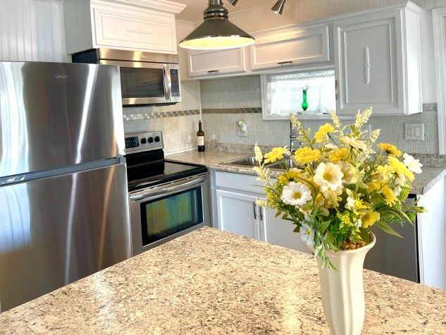 3901 71st Street West, Lot 19, Bradenton, Florida 34209, 2 Bedrooms Bedrooms, ,2 BathroomsBathrooms,55-Plus Mobile Home,For Sale,71st Street West, Lot 19,4682