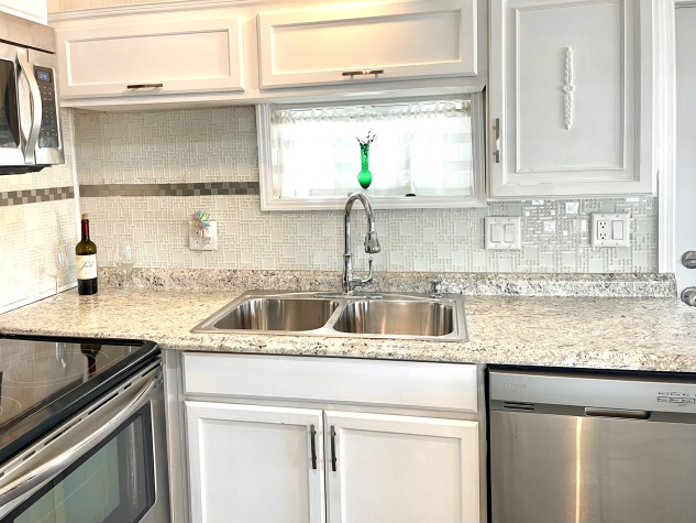 3901 71st Street West, Lot 19, Bradenton, Florida 34209, 2 Bedrooms Bedrooms, ,2 BathroomsBathrooms,55-Plus Mobile Home,For Sale,71st Street West, Lot 19,4682