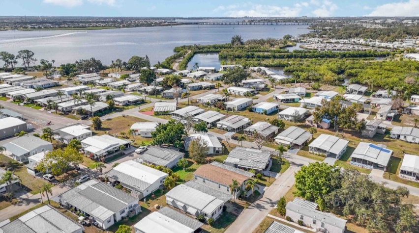 500 Marlin Ln, Ellenton, Florida 34222, 2 Bedrooms Bedrooms, ,2 BathroomsBathrooms,55-Plus Mobile Home,For Sale,Marlin Ln,4685