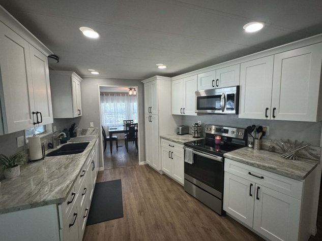 4011 Countryside Dr, Ellenton, Florida 34222, 2 Bedrooms Bedrooms, ,2 BathroomsBathrooms,55-Plus Mobile Home,For Sale,Countryside Dr,4687