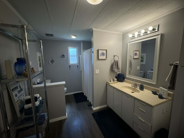 4011 Countryside Dr, Ellenton, Florida 34222, 2 Bedrooms Bedrooms, ,2 BathroomsBathrooms,55-Plus Mobile Home,For Sale,Countryside Dr,4687