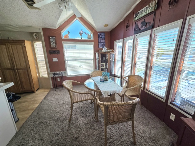 Kay Road 800, Bradenton, Florida 34212, 2 Bedrooms Bedrooms, ,1 BathroomBathrooms,All - Age Mobile Home,For Sale,800,1127,4692