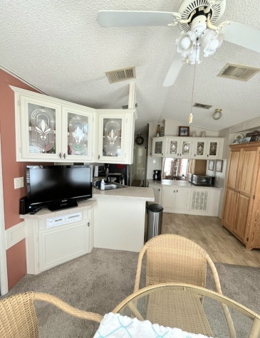 Kay Road 800, Bradenton, Florida 34212, 2 Bedrooms Bedrooms, ,1 BathroomBathrooms,All - Age Mobile Home,For Sale,800,1127,4692