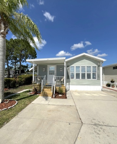 Kay Road 800, Bradenton, Florida 34212, 2 Bedrooms Bedrooms, ,1 BathroomBathrooms,All - Age Mobile Home,For Sale,800,1127,4692