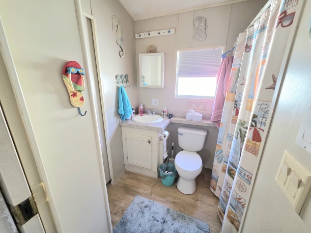 Kay Road 800, Bradenton, Florida 34212, 2 Bedrooms Bedrooms, ,1 BathroomBathrooms,All - Age Mobile Home,For Sale,800,1127,4692