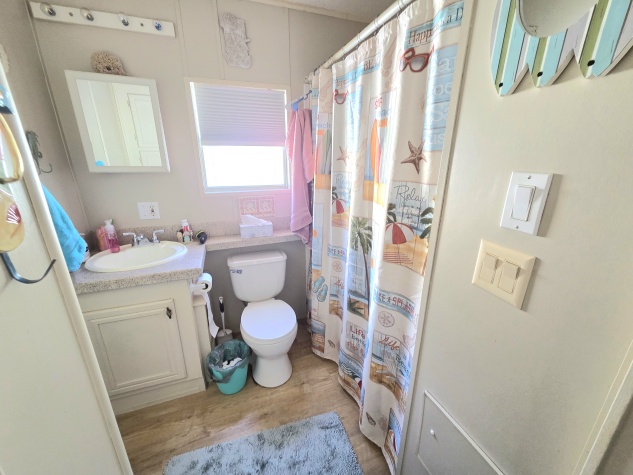 Kay Road 800, Bradenton, Florida 34212, 2 Bedrooms Bedrooms, ,1 BathroomBathrooms,All - Age Mobile Home,For Sale,800,1127,4692