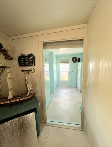 Kay Road 800, Bradenton, Florida 34212, 2 Bedrooms Bedrooms, ,1 BathroomBathrooms,All - Age Mobile Home,For Sale,800,1127,4692