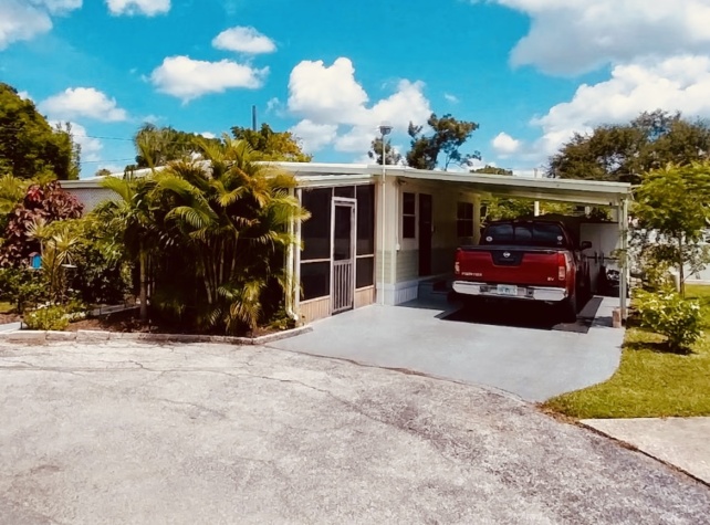 2701 34th Street North, Lot 554, St. Petersburg, Florida 33713, 2 Bedrooms Bedrooms, ,1 BathroomBathrooms,55-Plus Mobile Home,For Sale,34th Street North, Lot 554,4693