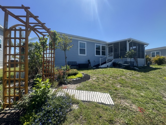 7916 Chandler Street, Ellenton, Florida 34222, 3 Bedrooms Bedrooms, ,2 BathroomsBathrooms,55-Plus Mobile Home,For Sale,Chandler Street,4697