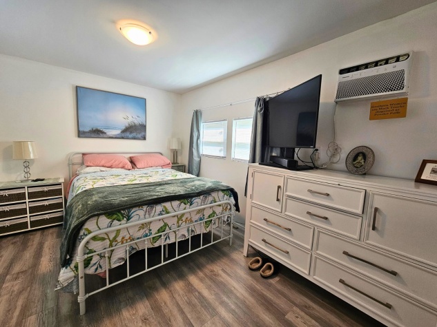 3701 14th St W, Lot 94, Bradenton, Florida 34205, 1 Bedroom Bedrooms, ,1 BathroomBathrooms,55-Plus Mobile Home,For Sale,14th St W, Lot 94,4699