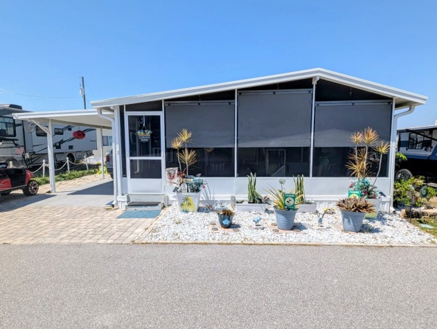 2206 Chaney Dr, Lot 442, Ruskin, Florida 33570, 2 Bedrooms Bedrooms, ,1.5 BathroomsBathrooms,55-Plus Mobile Home,For Sale,Chaney Dr, Lot 442,4701