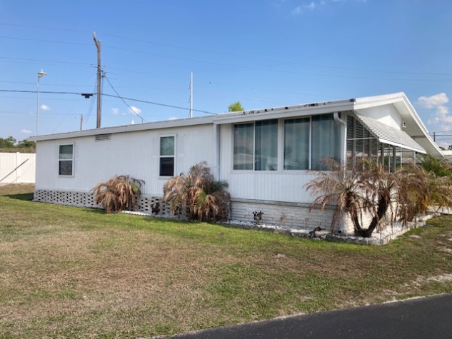 83 Imperial Drive, Lakeland, Florida 33815, 2 Bedrooms Bedrooms, ,2 BathroomsBathrooms,55-Plus Mobile Home,For Sale,Imperial Drive,4703