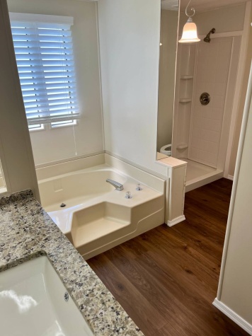 5700 Bayshore Rd, Lot 538, Palmetto, Florida 34221, 2 Bedrooms Bedrooms, ,2 BathroomsBathrooms,55-Plus Mobile Home,For Sale,Bayshore Rd, Lot 538,4707