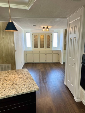 5700 Bayshore Rd, Lot 538, Palmetto, Florida 34221, 2 Bedrooms Bedrooms, ,2 BathroomsBathrooms,55-Plus Mobile Home,For Sale,Bayshore Rd, Lot 538,4707