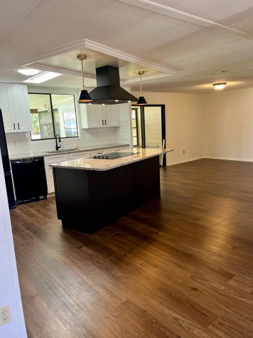 5700 Bayshore Rd, Lot 538, Palmetto, Florida 34221, 2 Bedrooms Bedrooms, ,2 BathroomsBathrooms,55-Plus Mobile Home,For Sale,Bayshore Rd, Lot 538,4707