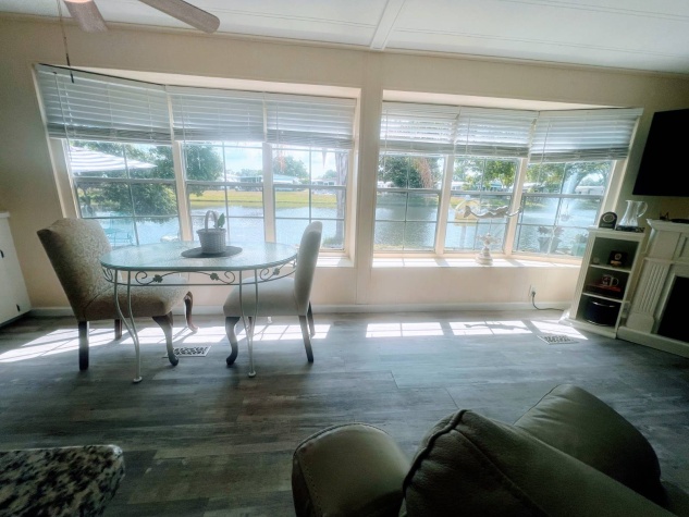 12100 Seminole Blvd, Lot 285, Largo, Florida 33778, 2 Bedrooms Bedrooms, ,2 BathroomsBathrooms,55-Plus Mobile Home,For Sale,Seminole Blvd, Lot 285,4709