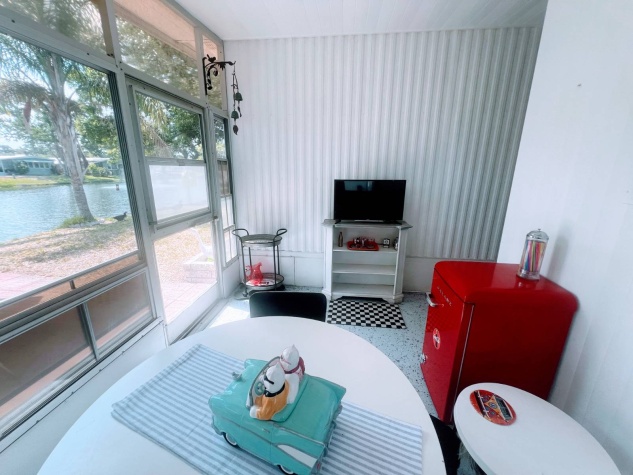 12100 Seminole Blvd, Lot 285, Largo, Florida 33778, 2 Bedrooms Bedrooms, ,2 BathroomsBathrooms,55-Plus Mobile Home,For Sale,Seminole Blvd, Lot 285,4709